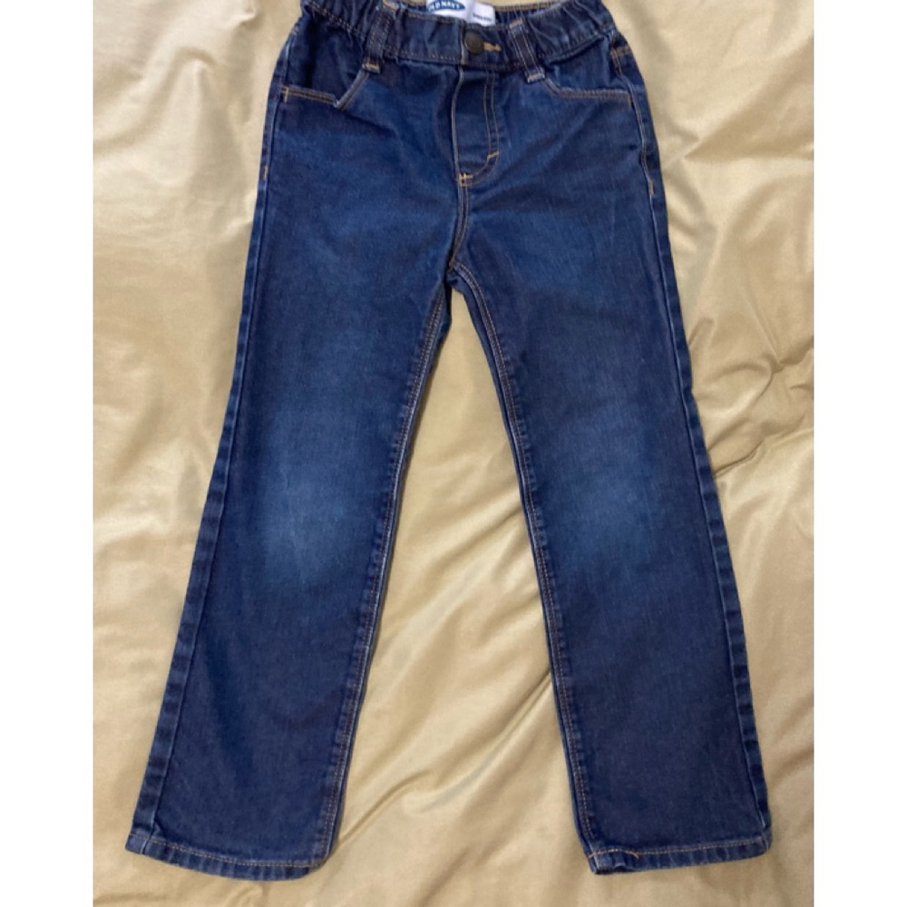 Boys size 5 Old navy elastic waist jeans